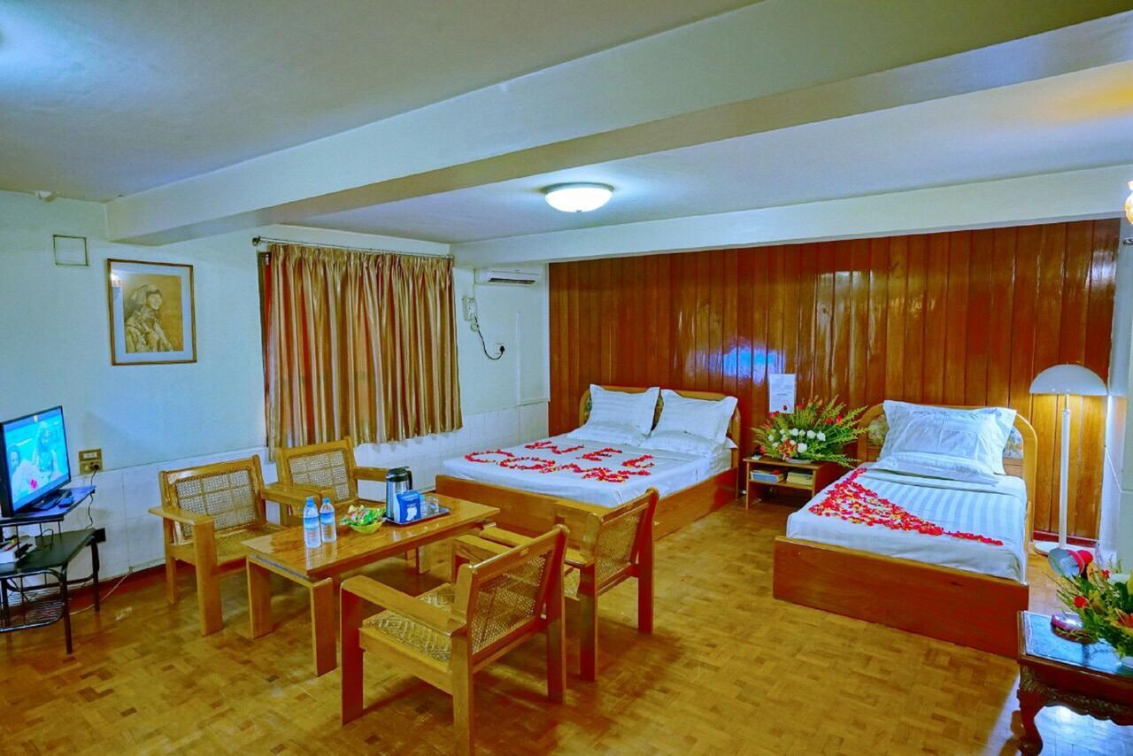 Taim Phyu Hotel Мандалай Екстер'єр фото