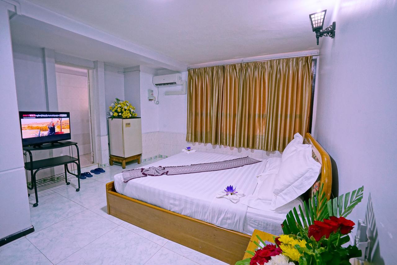 Taim Phyu Hotel Мандалай Екстер'єр фото
