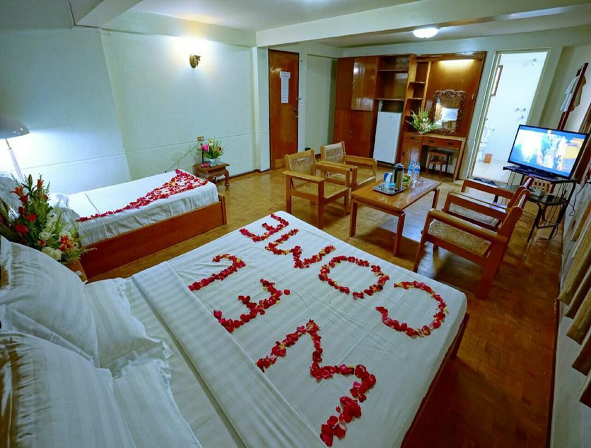 Taim Phyu Hotel Мандалай Екстер'єр фото