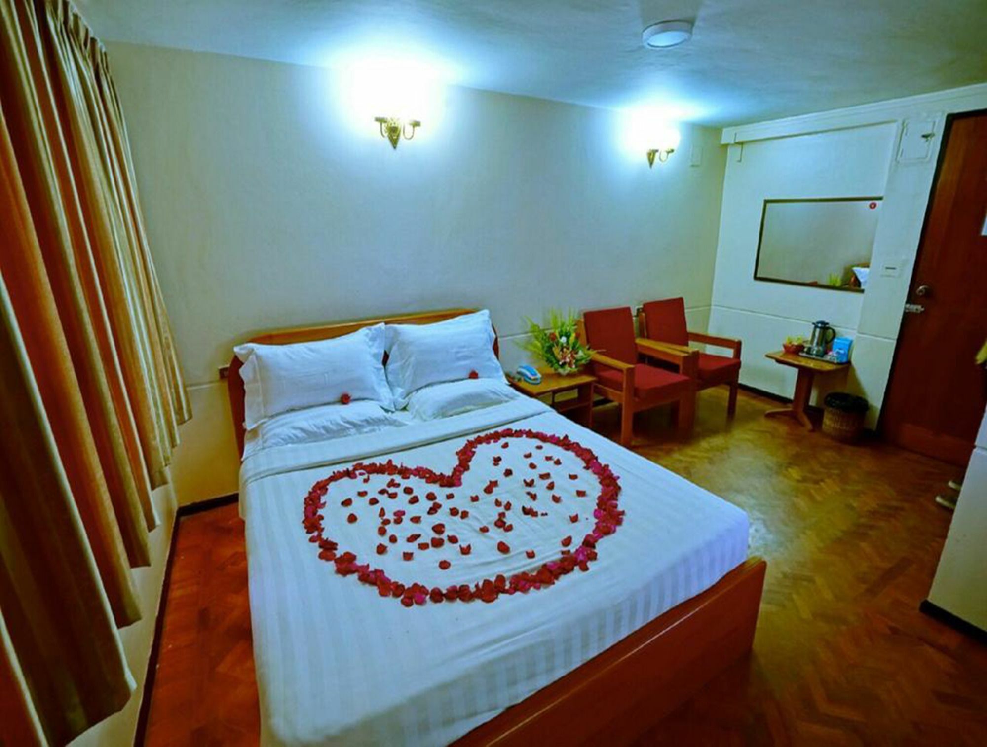 Taim Phyu Hotel Мандалай Екстер'єр фото